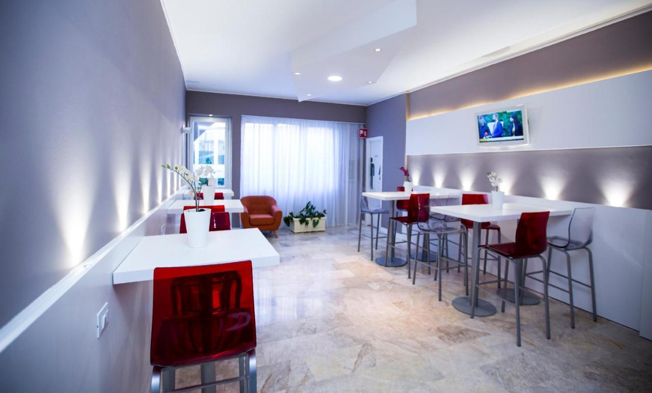 Agape Hotel Aa Hotels Milano Esterno foto