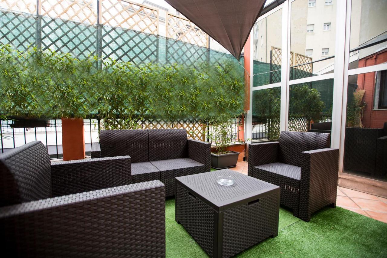 Agape Hotel Aa Hotels Milano Esterno foto