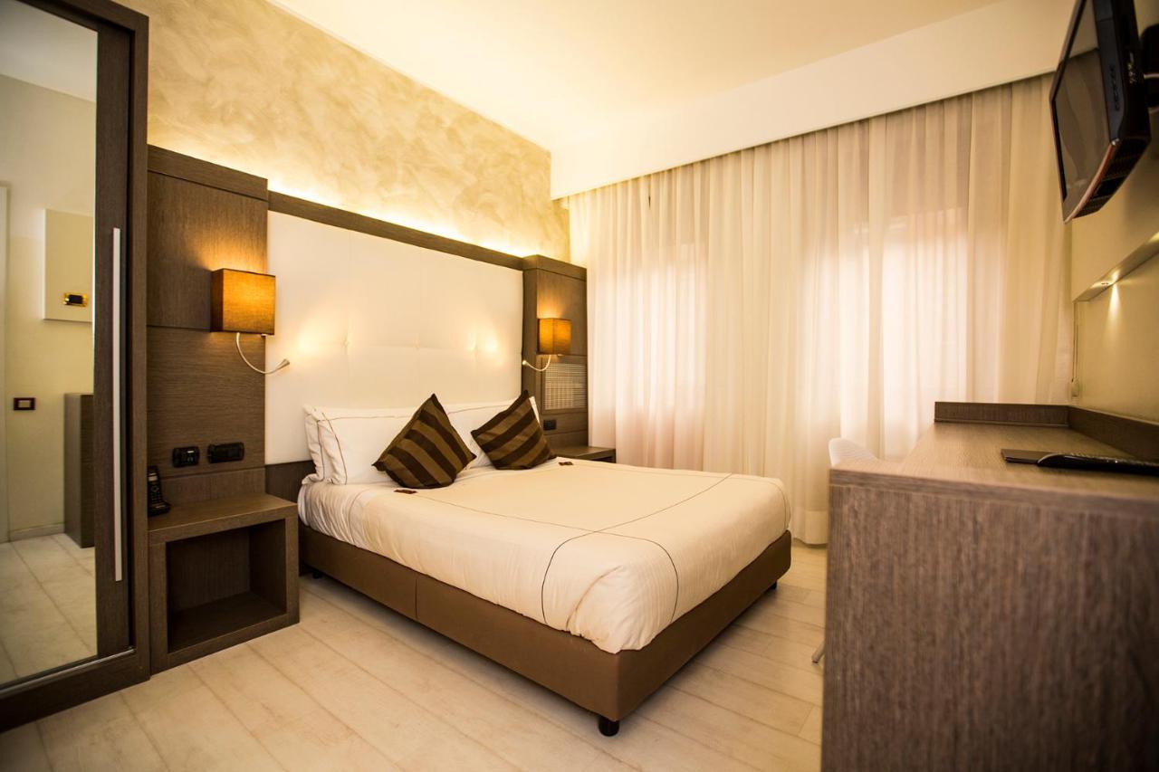 Agape Hotel Aa Hotels Milano Esterno foto