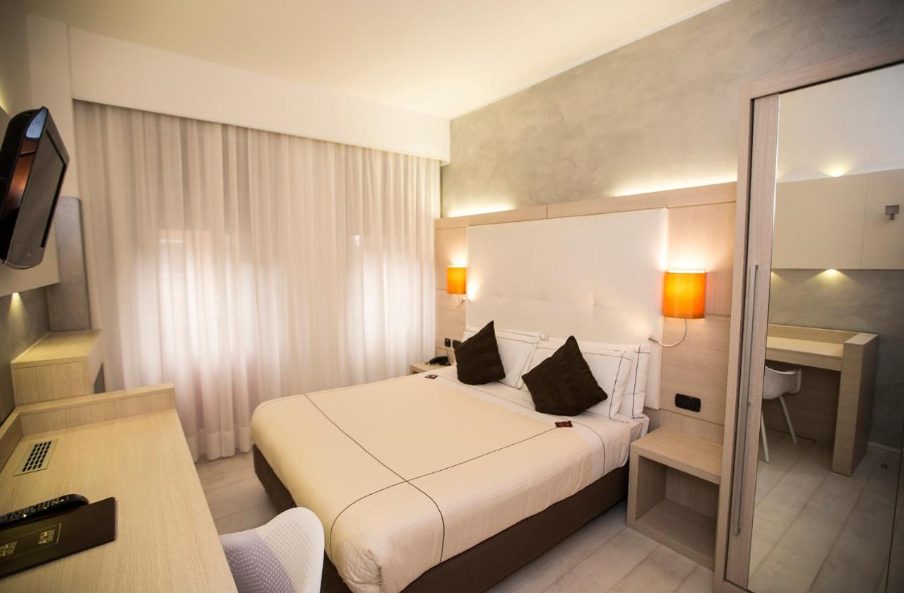 Agape Hotel Aa Hotels Milano Esterno foto